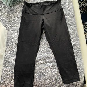 Lululemon cropped leggings size 8